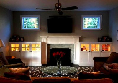 image of a craftsman style fireplace wall